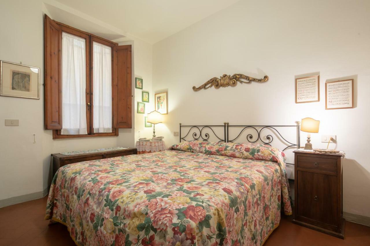 Tiny Pitti Apartment